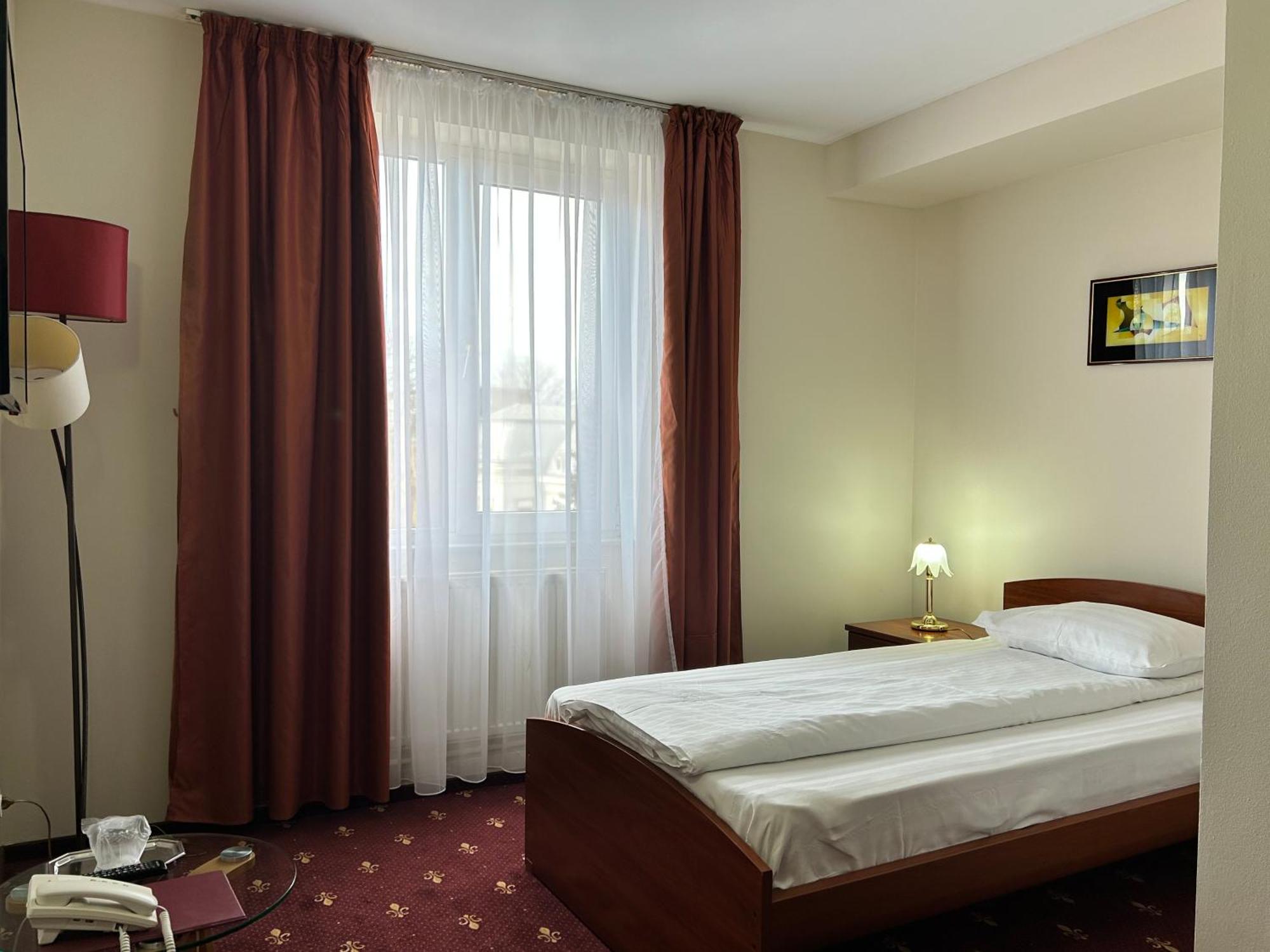Hotel Bistrita Bacău Exterior foto